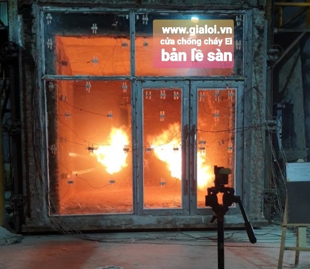 Vách kính chống cháy